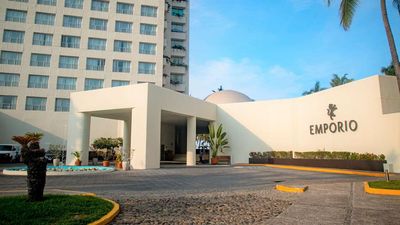 Hotel Emporio Ixtapa