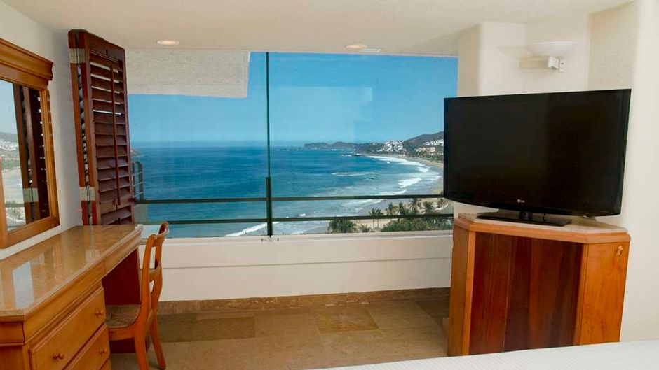 Hotel Emporio Ixtapa Room