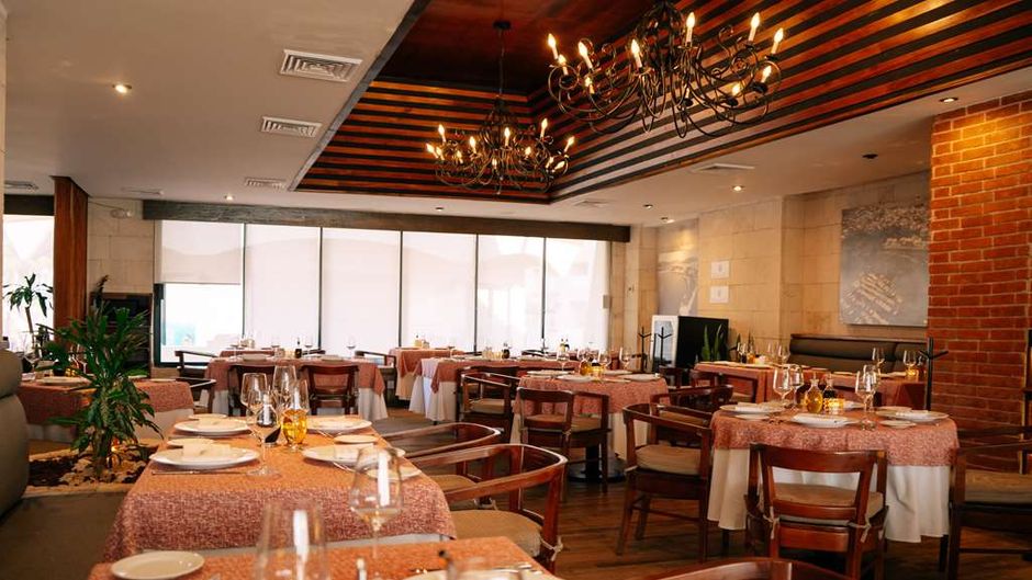 Emporio Cancun Restaurant