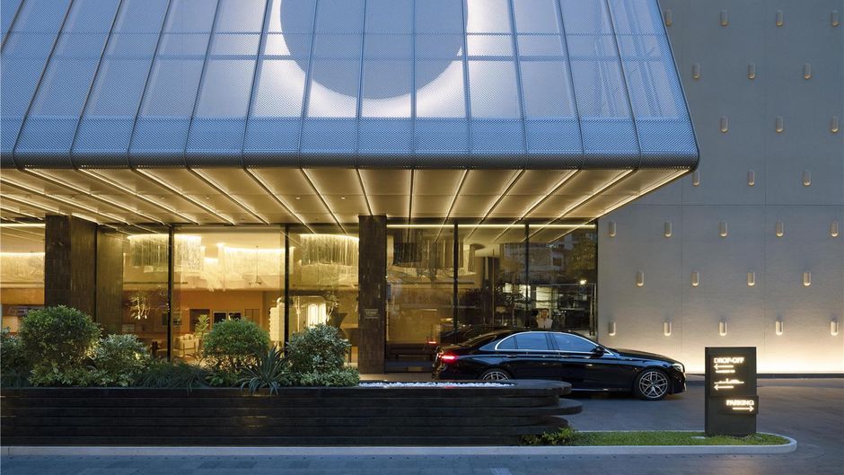 KROMO Bangkok, Curio Collection by Hilto Exterior