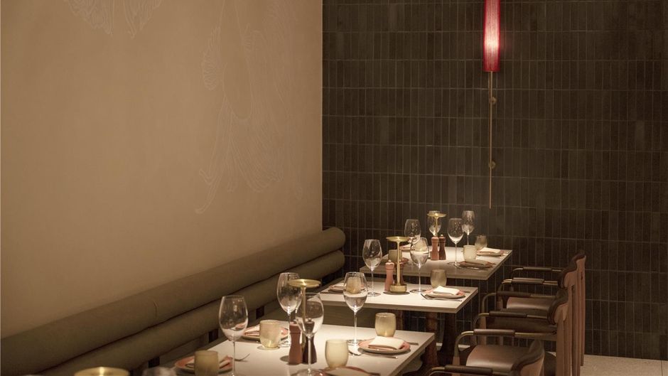 KROMO Bangkok, Curio Collection by Hilto Restaurant