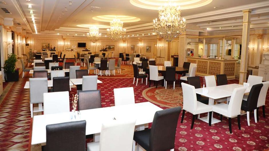Modern Hotel Restaurant