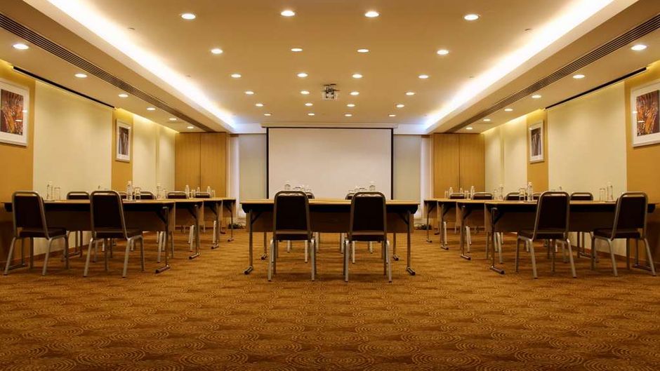 Golden Tulip Muscat Meeting