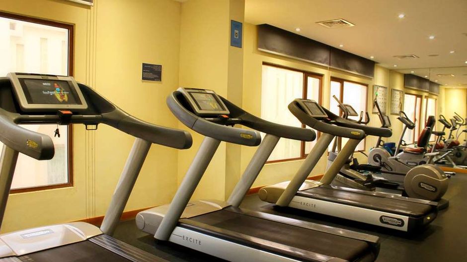 Golden Tulip Muscat Health