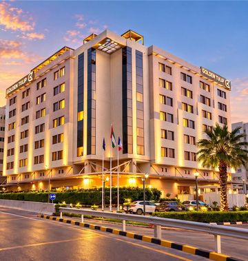 Golden Tulip Muscat