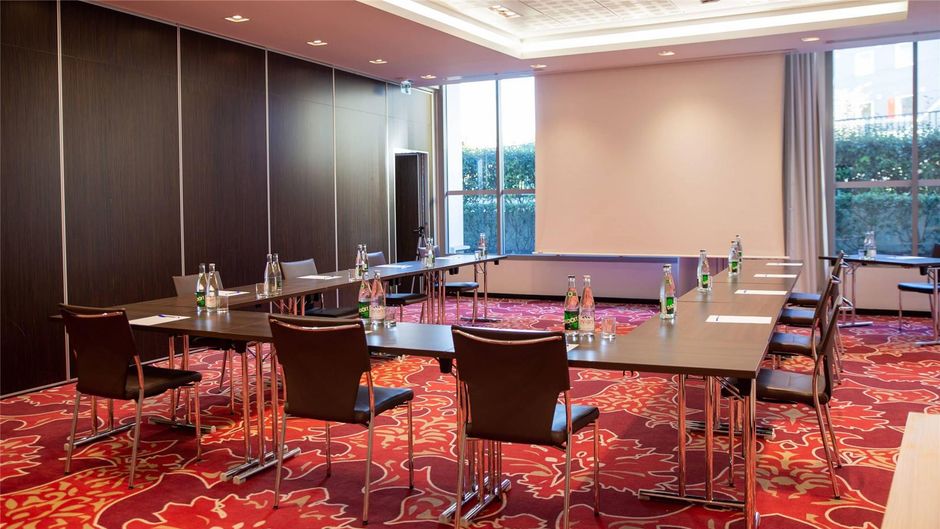 Clarion Paris CDG Airport Meeting