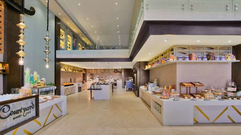 Pramod Lands End Resort-Radisson Individ Restaurant