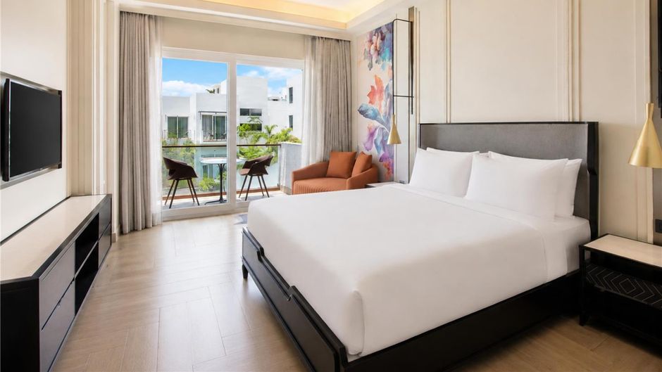 Pramod Lands End Resort-Radisson Individ Room