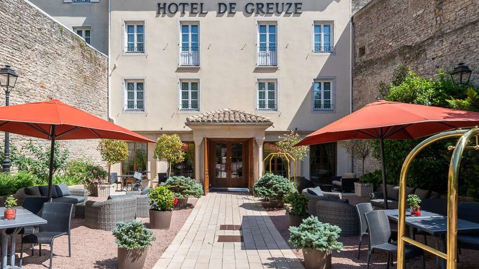 Hotel de Greuze Exterior