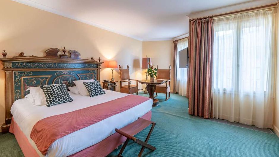 Hotel de Greuze Room
