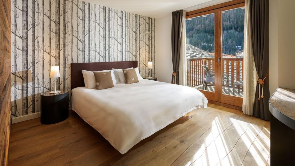 Montana Lodge And Spa Room