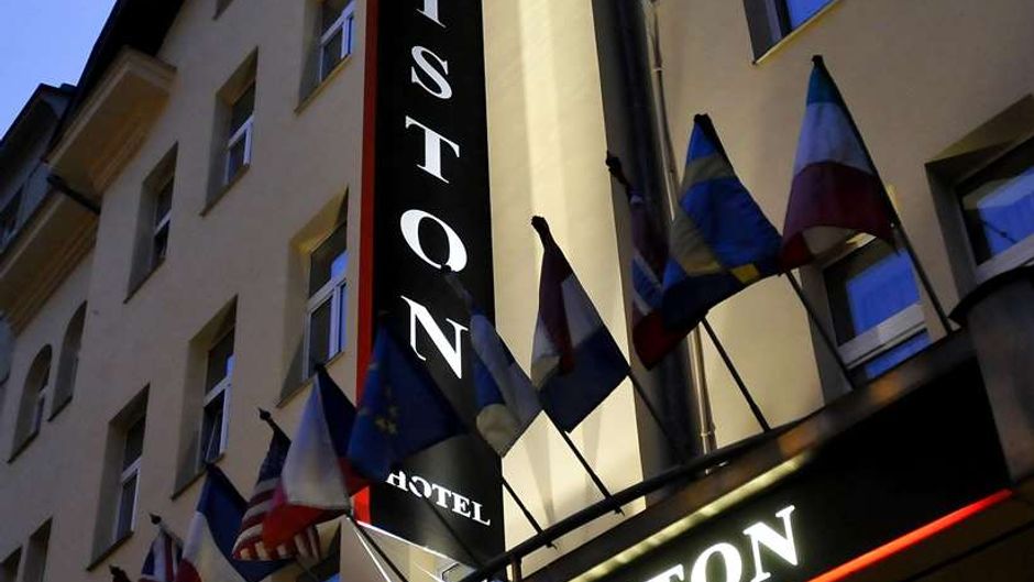 Ariston Hotel Exterior
