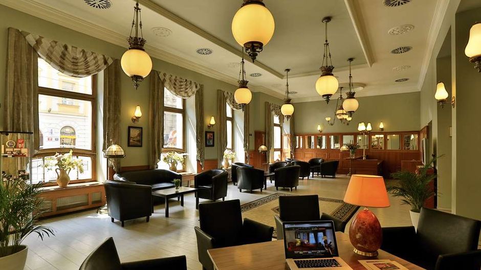 Ariston Hotel Lobby