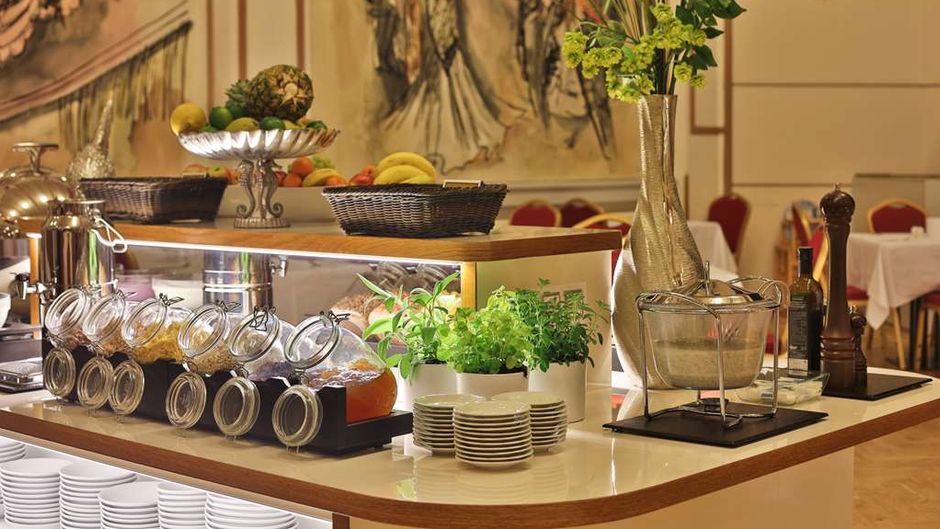 Ariston Hotel Restaurant