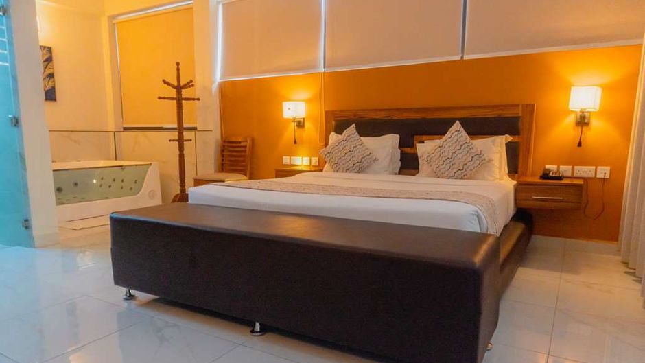 Best Western Jangwani Sea Breeze Resort Suite