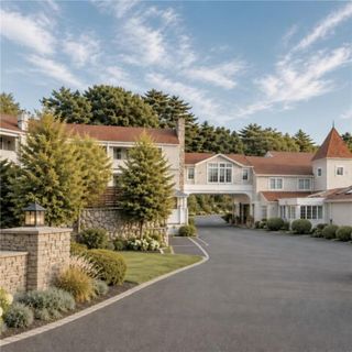 Meadowmere Resort