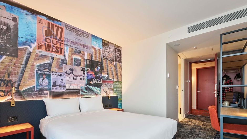 Ibis Styles Melbourne Airport Room