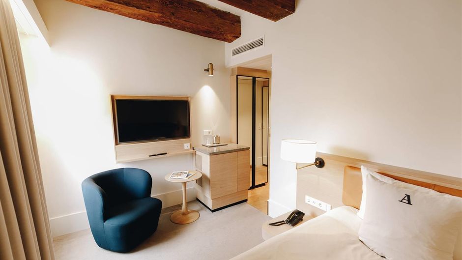 Hotel Admiral, Ascend Hotel Collection Room