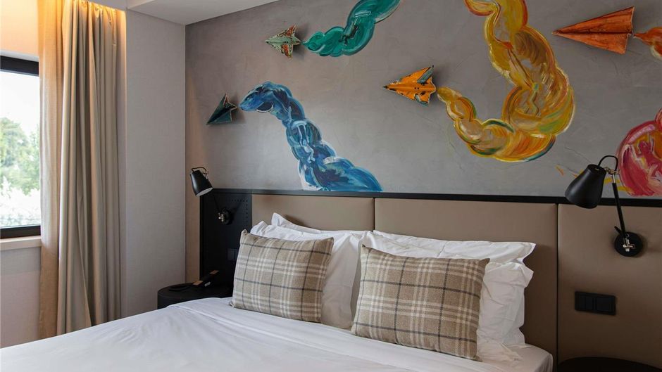 Ibis Styles Lisbon Airport Room