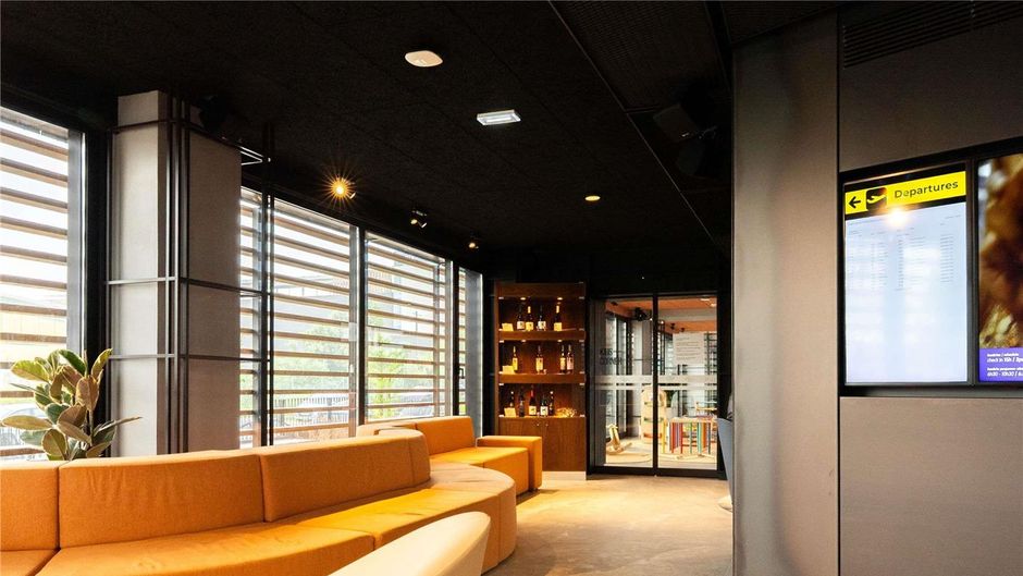 Ibis Styles Lisbon Airport Exterior