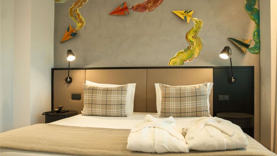 Ibis Styles Lisbon Airport Room