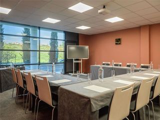 Mercure Aix-en-Provence La Duranne Gare