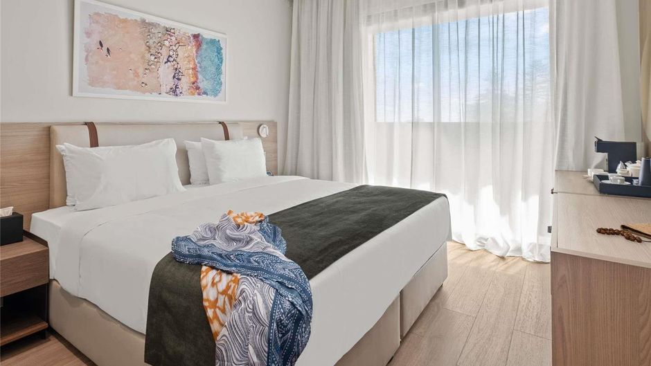 Mercure Larnaca City Room