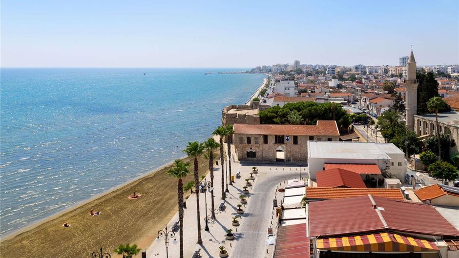 Mercure Larnaca City Exterior