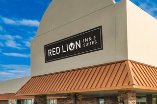 Howard Johnson Inn & Suites O'Hare