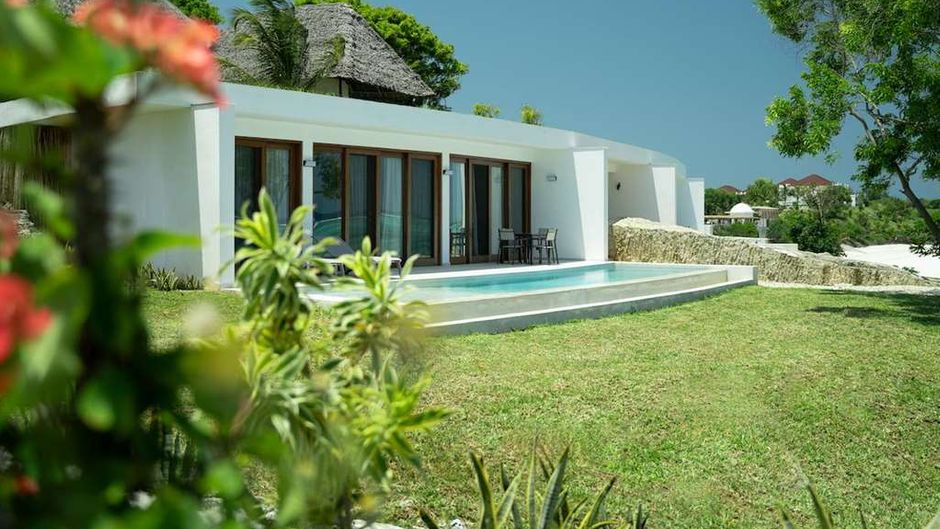 Karafuu Beach Resort and Spa Suite