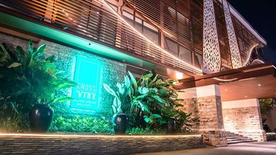 Cross Vibe Paasha Atelier