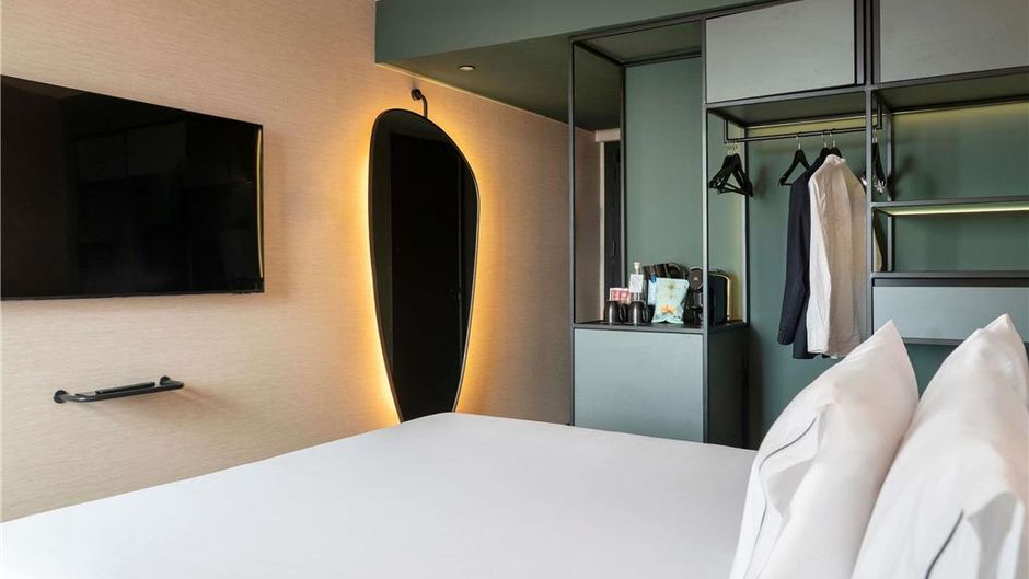 Novotel Valencia Room