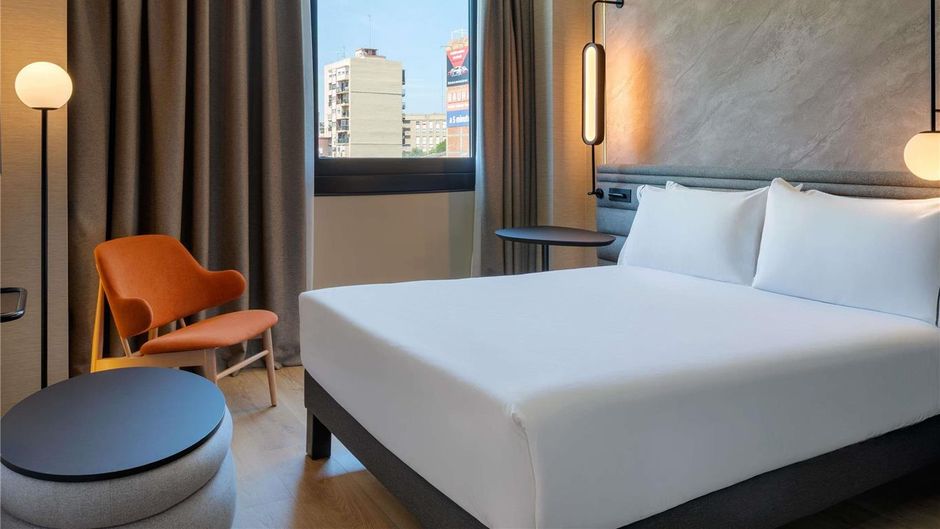 Novotel Valencia Room