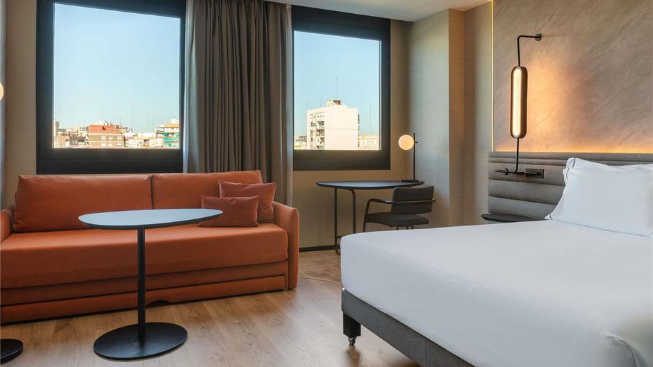 Novotel Valencia Room