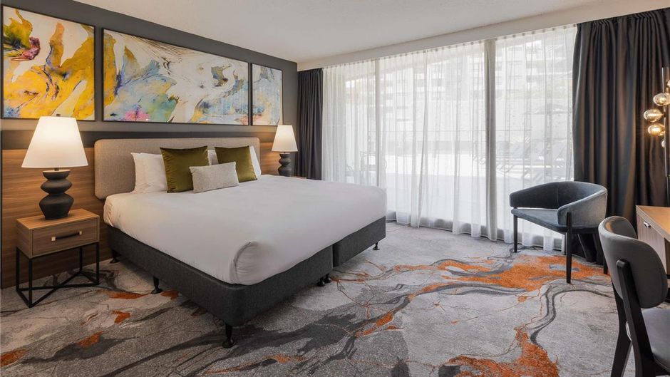 Mercure Brisbane Spring Hill Room