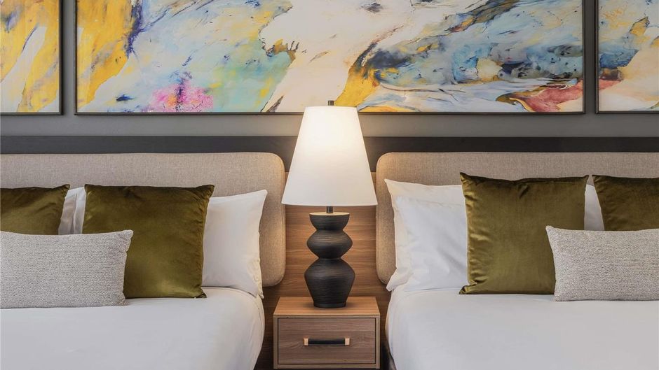 Mercure Brisbane Spring Hill Room