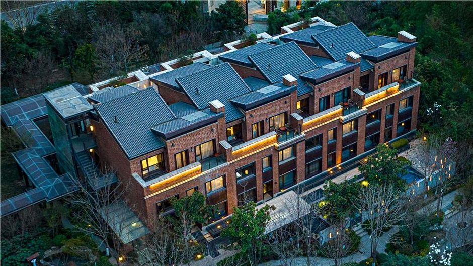 Swissotel Hot Spring Hotel Xi'an Xinxing Exterior