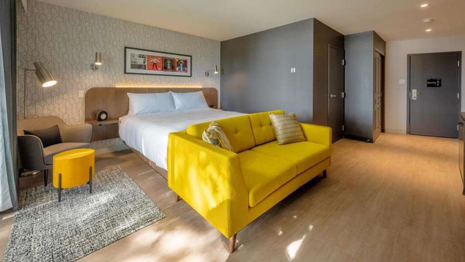Verso Hotel Room