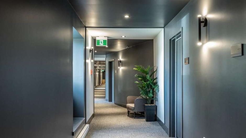 Verso Hotel Room