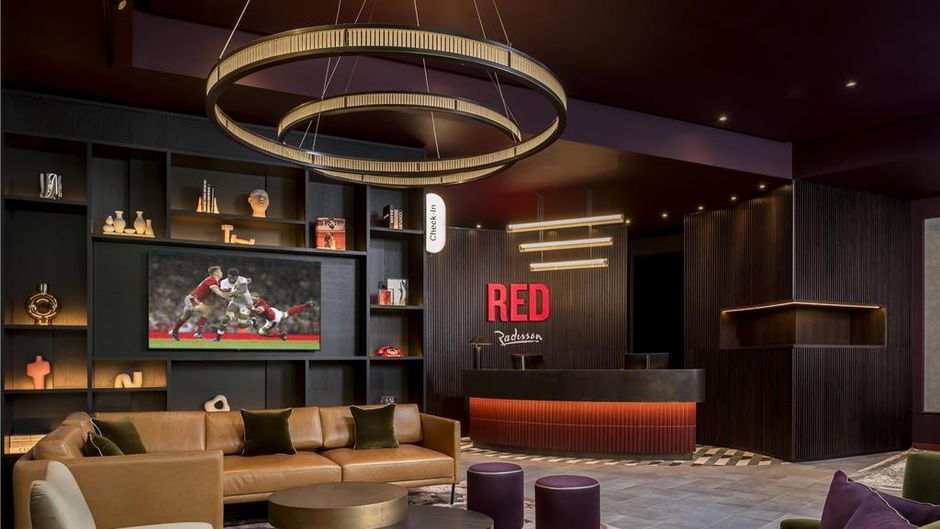 Radisson Red London Twickenham Lobby
