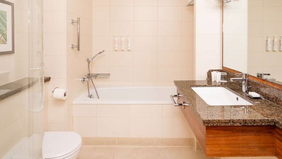 Radisson Red London Twickenham Suite