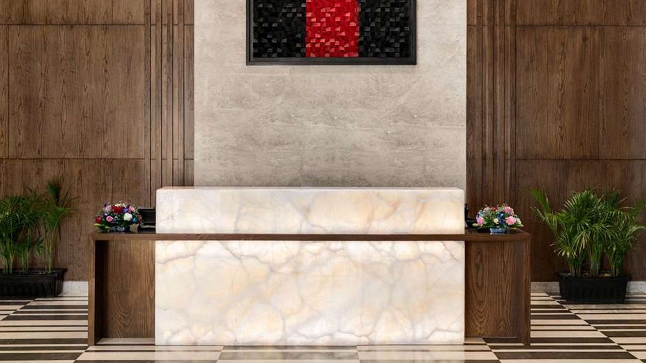 Ramada by Wyndham Gorakhnath Mandir Rd Lobby