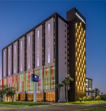 DoubleTree by Hilton Laredo