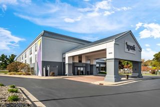 Spark Hilton Stevensville