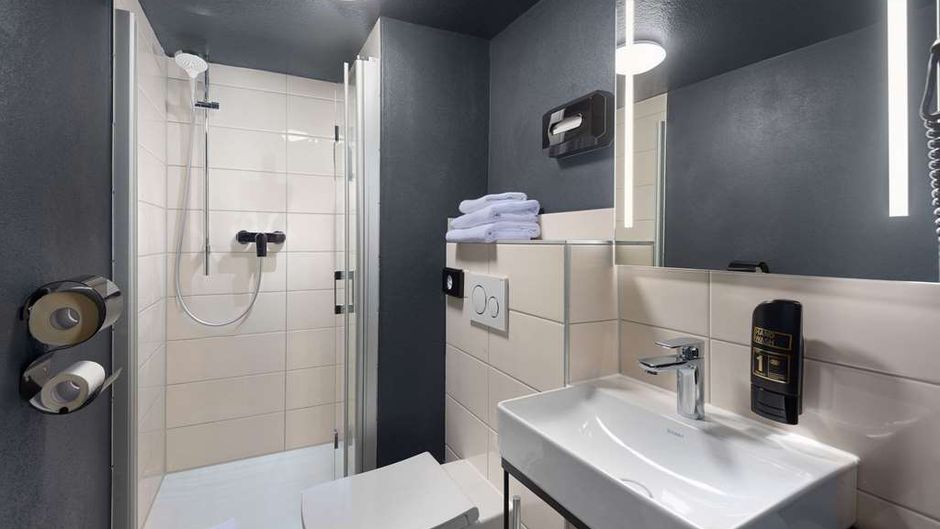 Ritter Hotel Room
