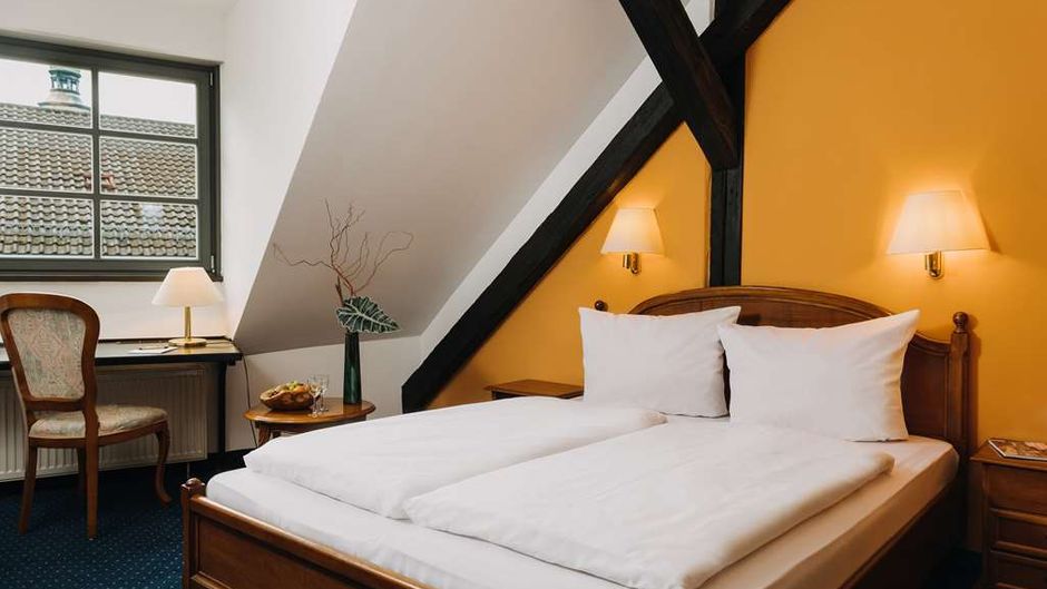 Altstadthotel Arch Room