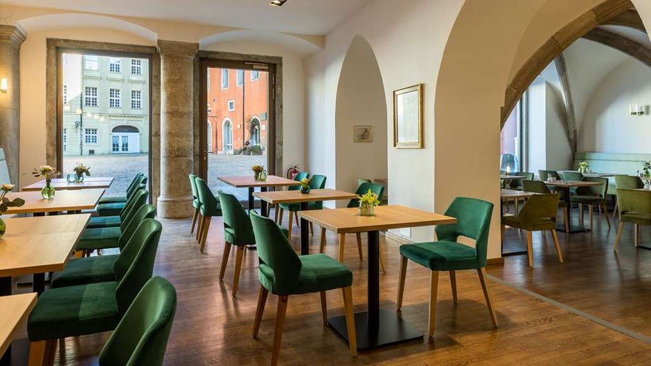 Altstadthotel Arch Restaurant