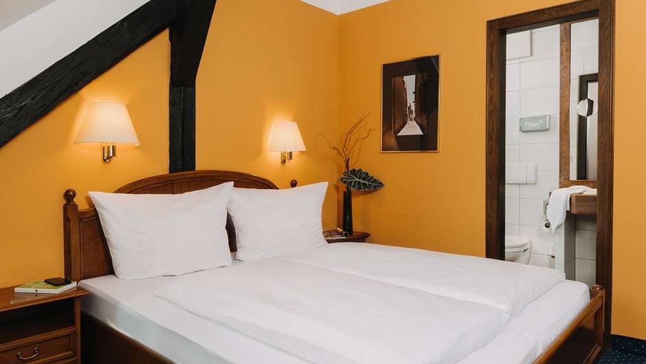 Altstadthotel Arch Room