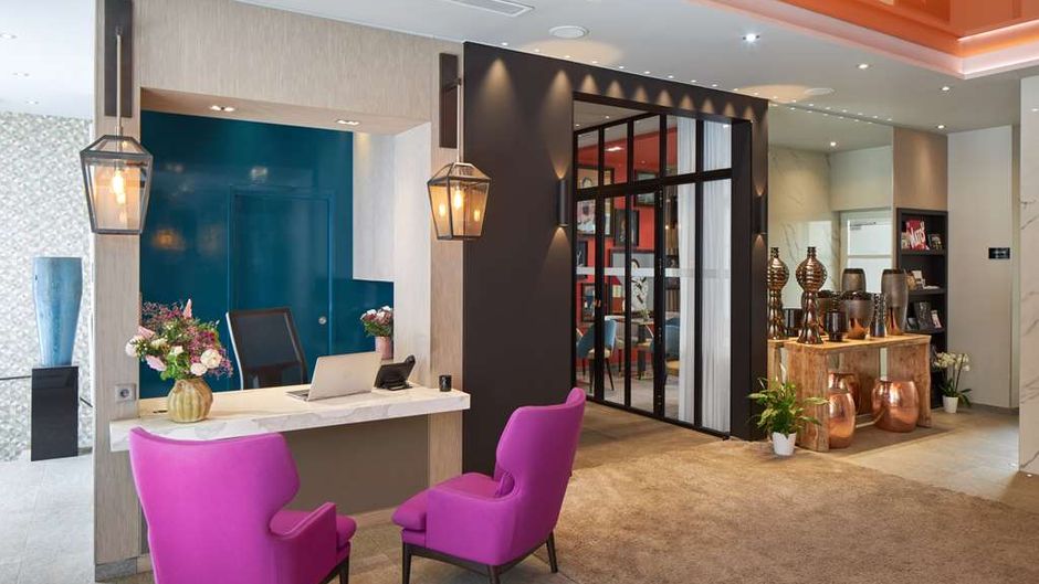 Hotel La Lanterne Lobby