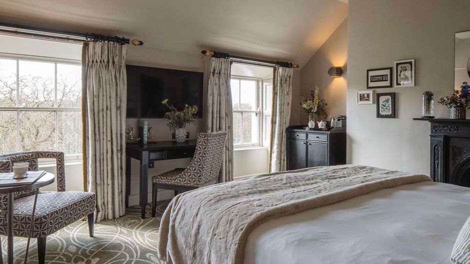 The Cliff Townhouse Room